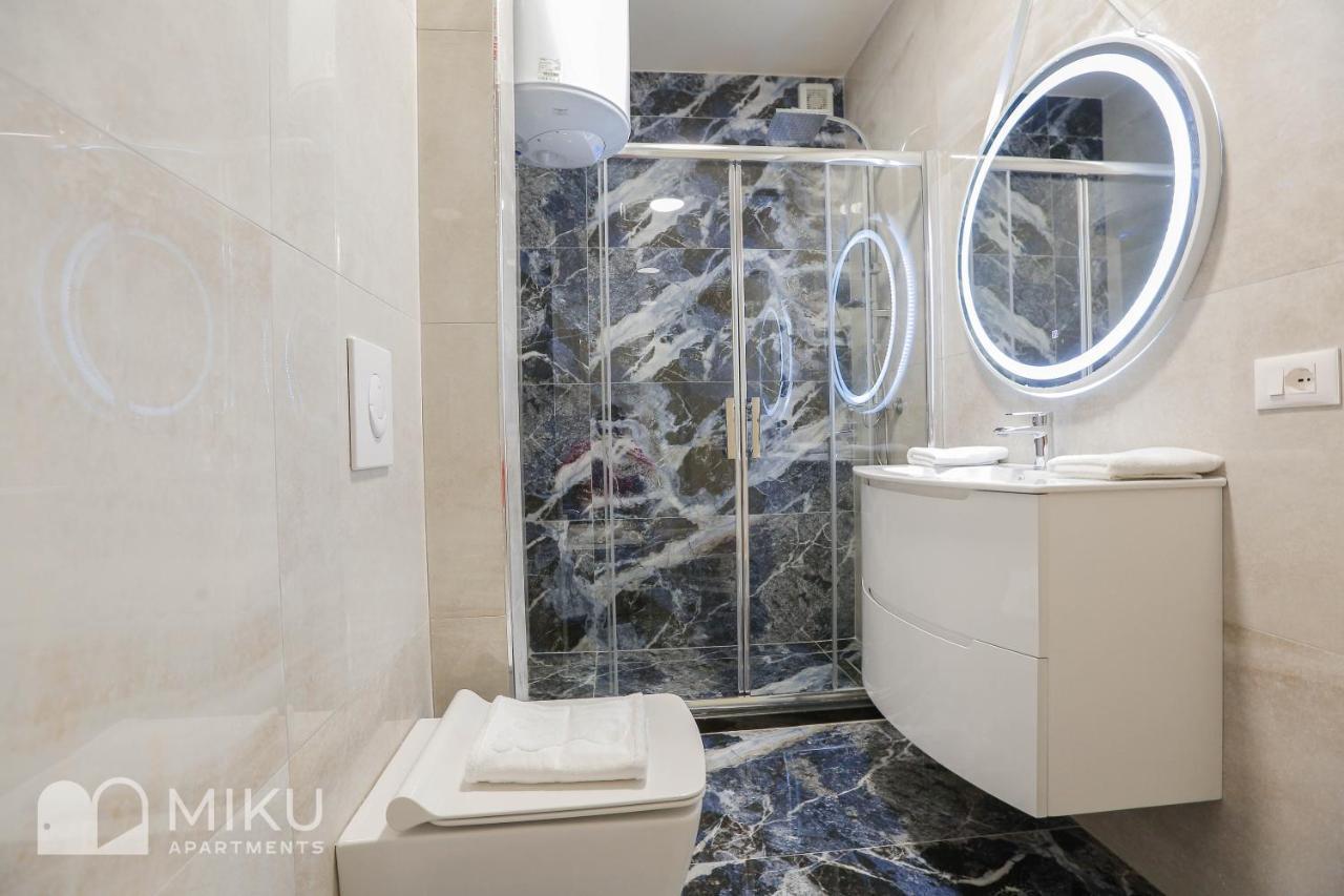 Miku - Lux 2bd At City Center Appartement