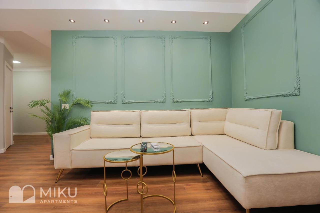 Miku - Lux 2bd At City Center Appartement Tirana