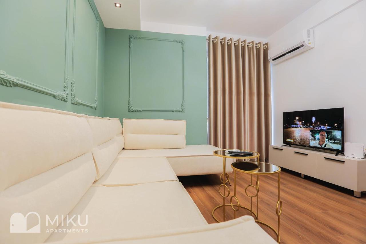 Miku - Lux 2bd At City Center * Tirana